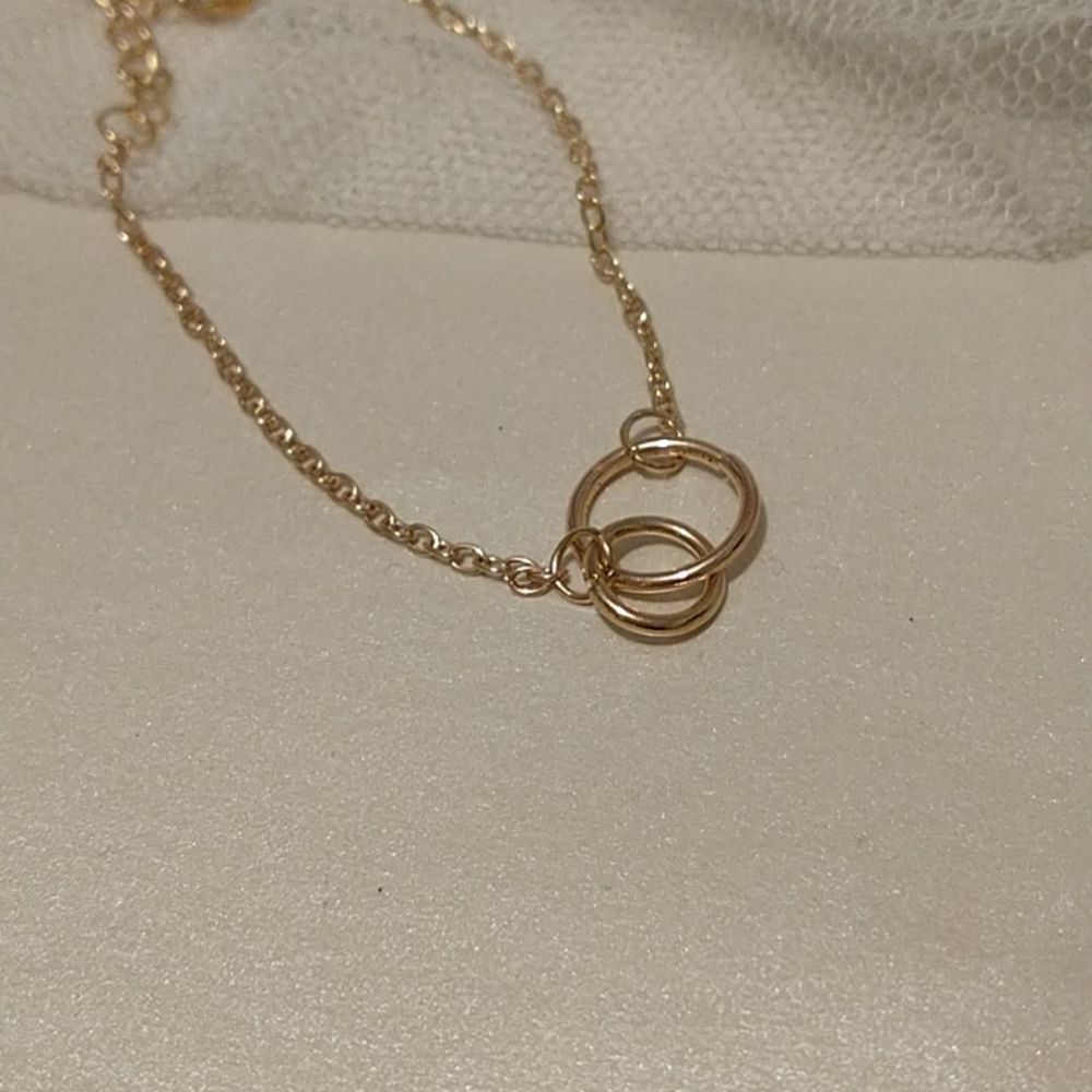 Gold Loops Set! - Picture 7 of 8
